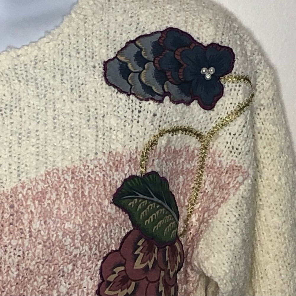 Vintage 90s Floral Embroidered Sweater L Cream Pearl Applique Cottagecore Retro - Picture 9 of 14